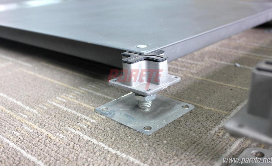 Indepedent support raised floor